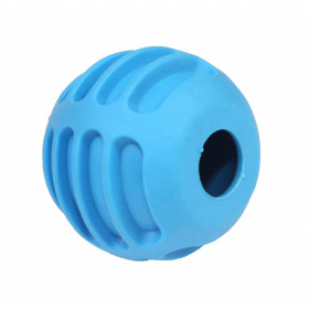 Интерактивна, гумена играчка за кучета PET NOVA топка с място за лакомства и аромат на телешко 6 см.